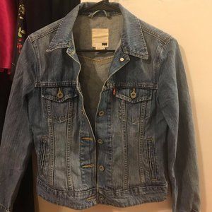 Levi's jean jacket